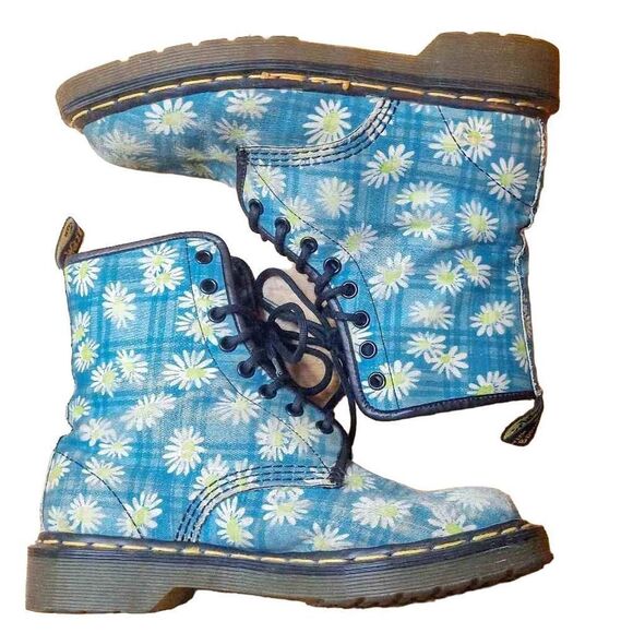 Dr. Martens Shoes - Vintage 90s Dr. Martens Blue Daisy Floral Canvas Vegan Made in England Size 7